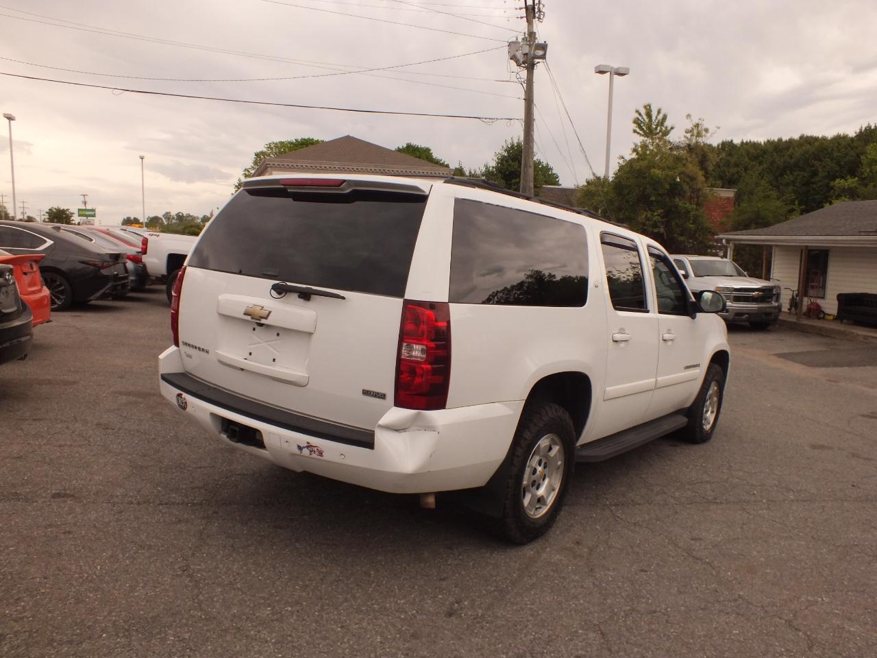 Chevrolet Suburban 4WD 4dr 1500 LT w/3LT 2008