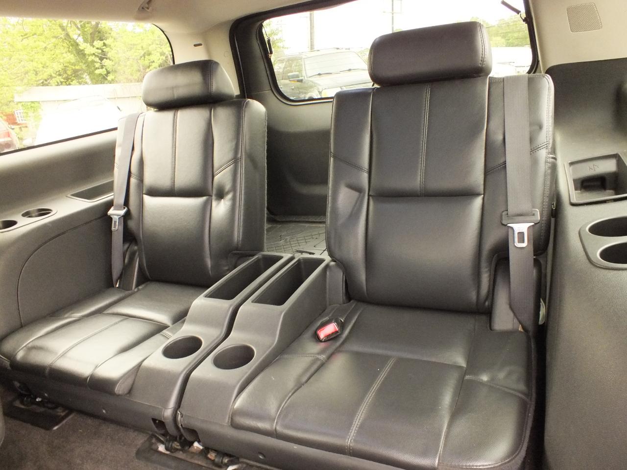 Chevrolet Suburban 4WD 4dr 1500 LT w/3LT 2008