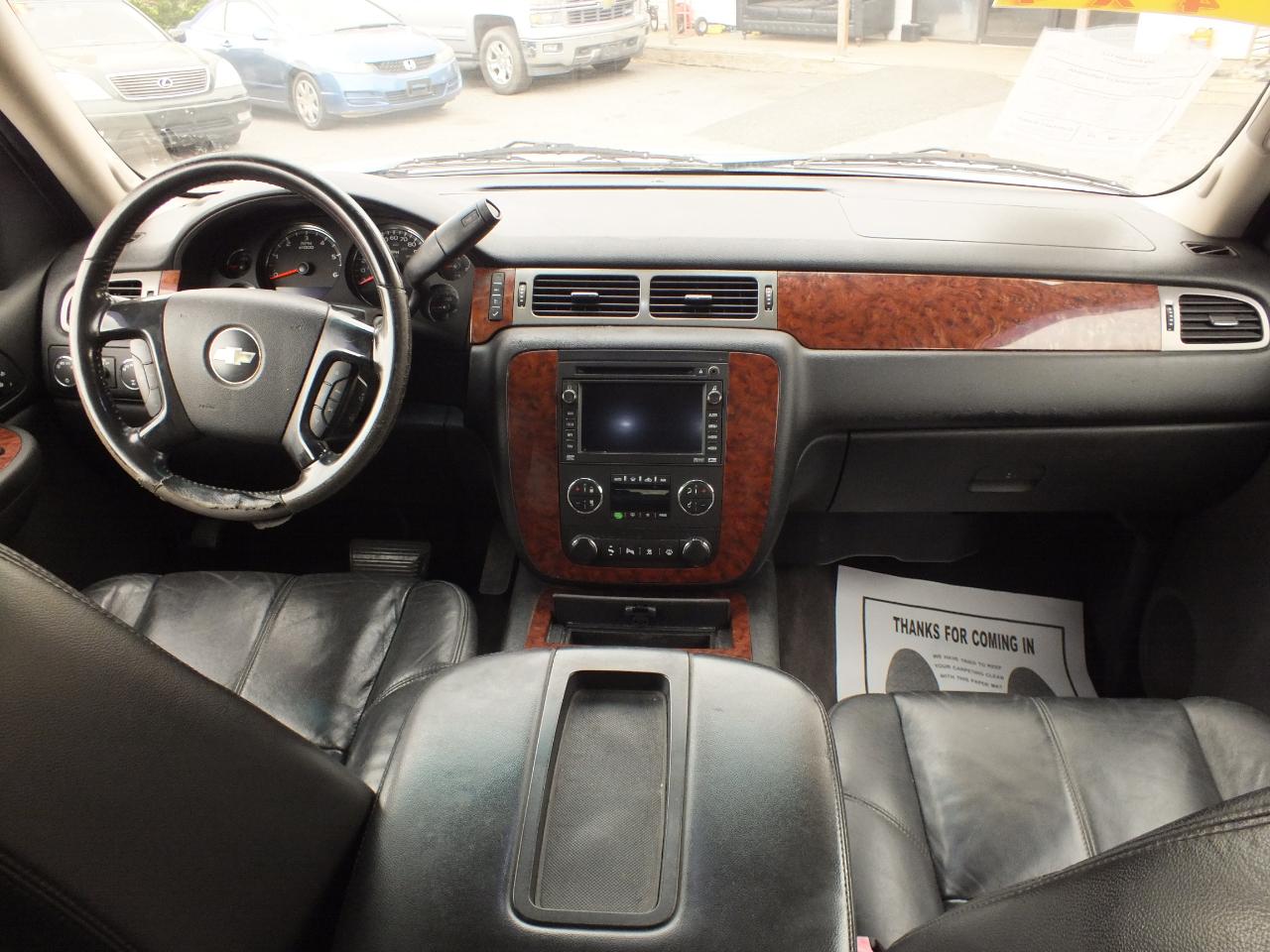 Chevrolet Suburban 4WD 4dr 1500 LT w/3LT 2008