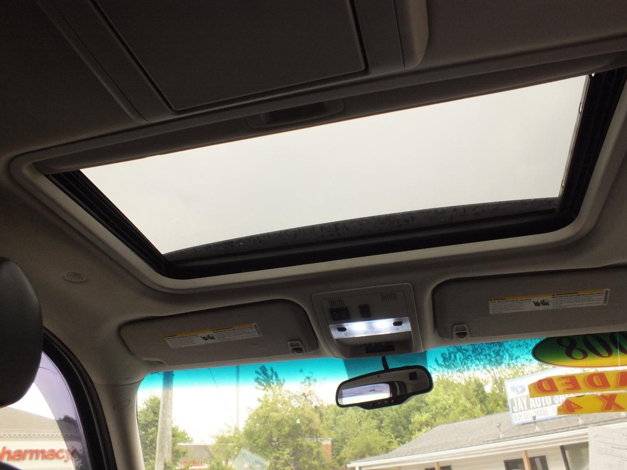 Chevrolet Suburban 4WD 4dr 1500 LT w/3LT 2008