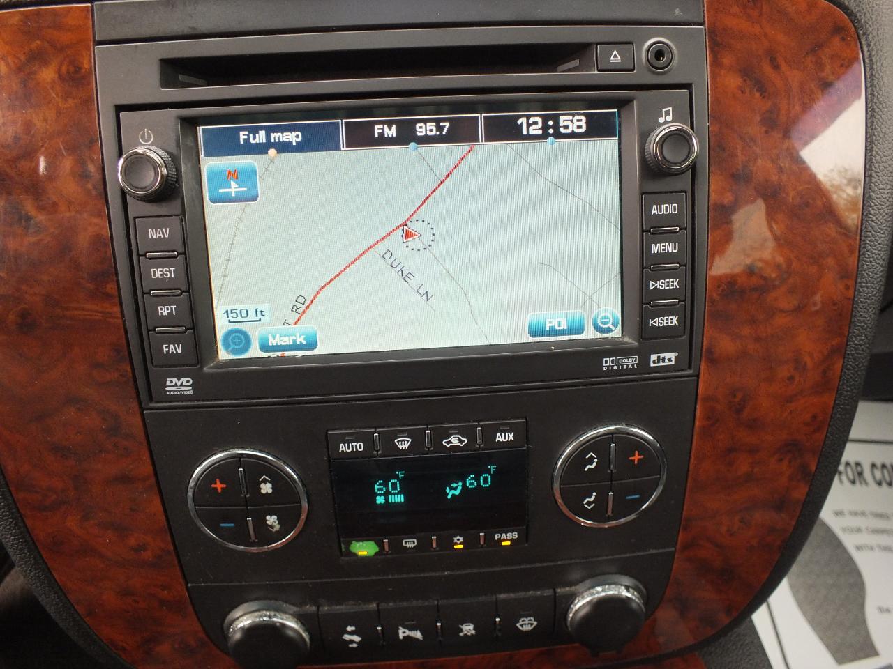 Chevrolet Suburban 4WD 4dr 1500 LT w/3LT 2008