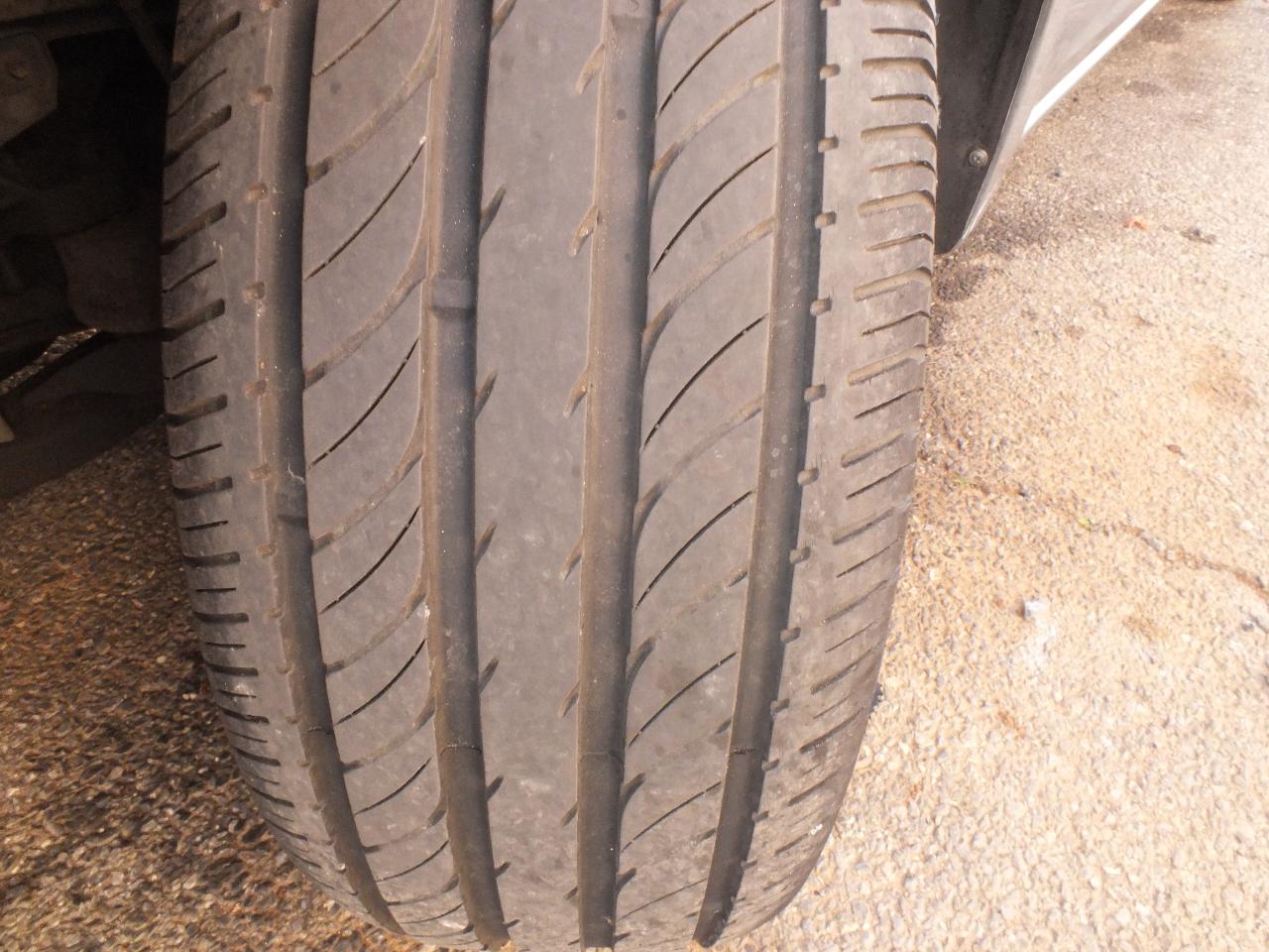 Toyota Sienna CE FWD Cargo Van (Natl) 2005