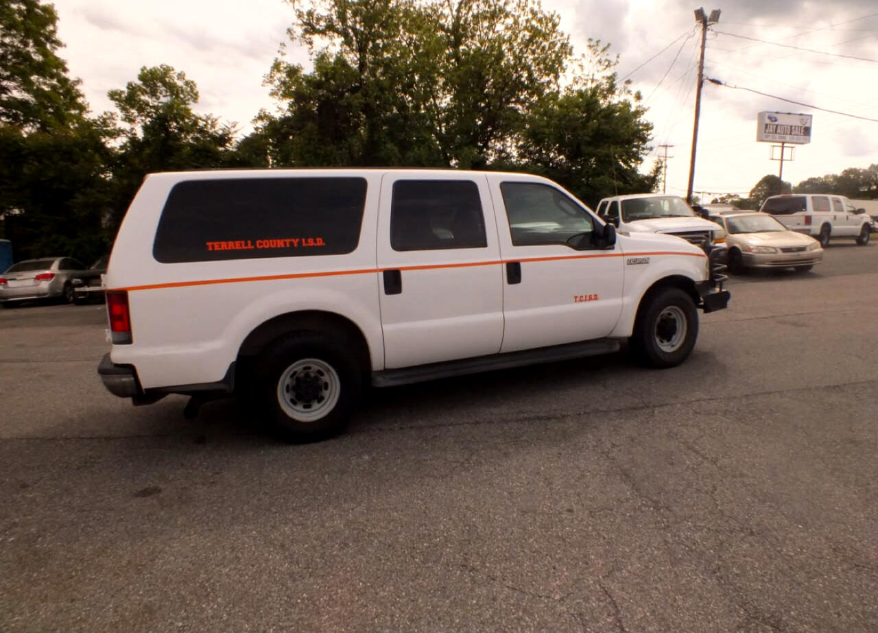 Ford Excursion 137" WB 6.0L Special Serv 2005 Ford Excursion 137" WB 6.0L Special Serv 2005