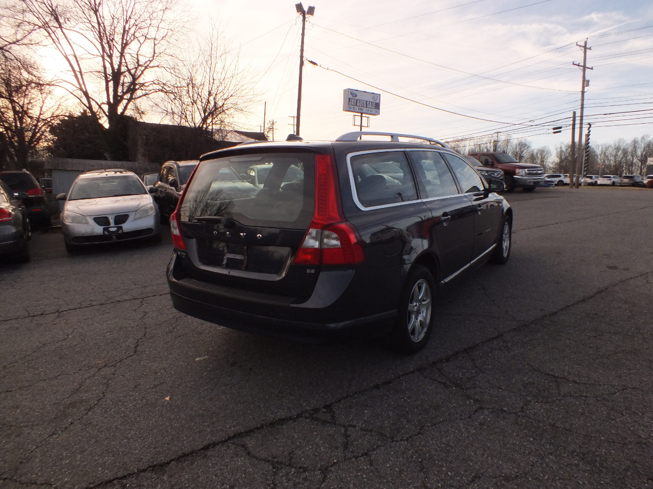 Volvo V70 4dr Wgn 2010