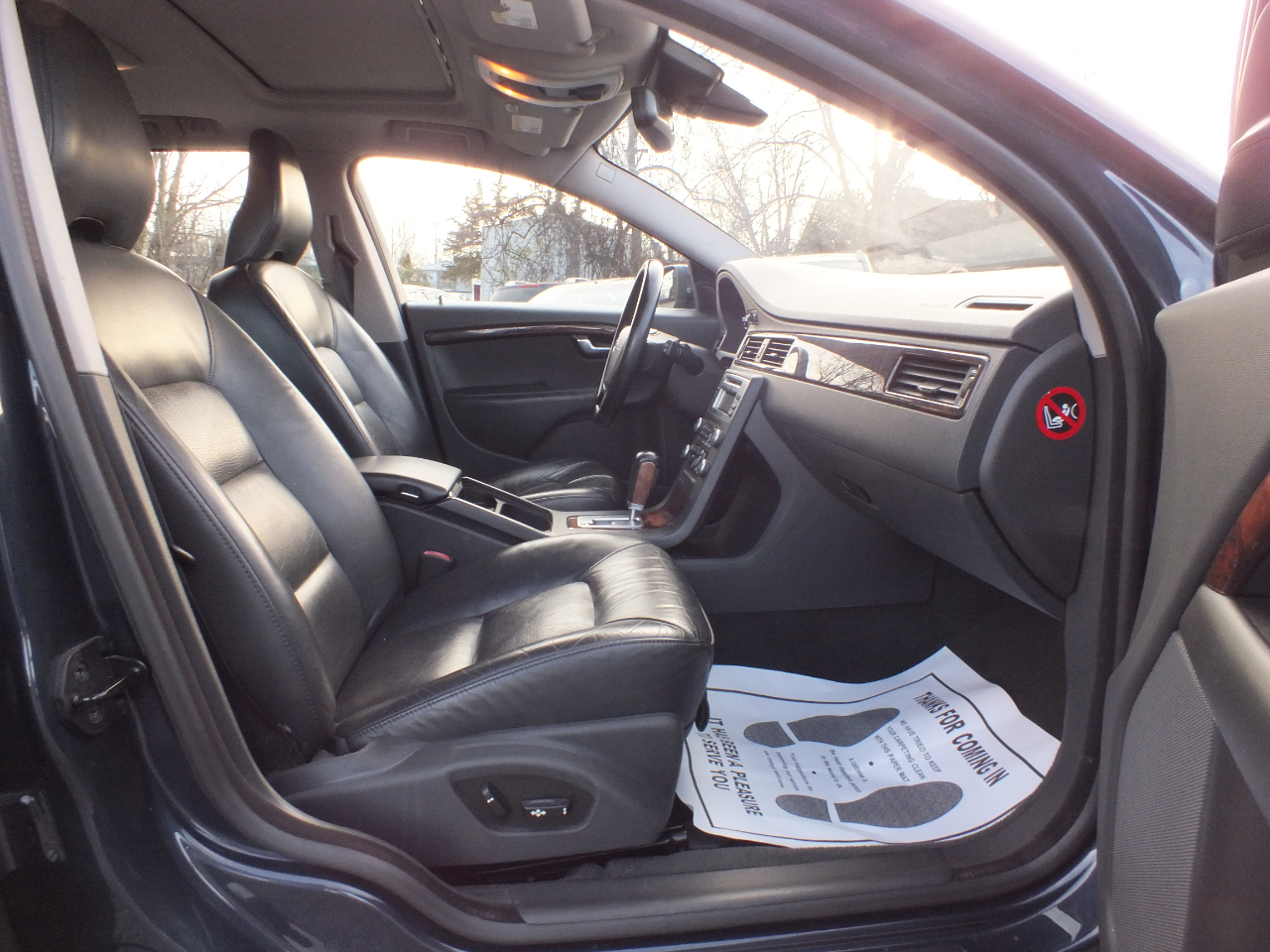 Volvo V70 4dr Wgn 2010