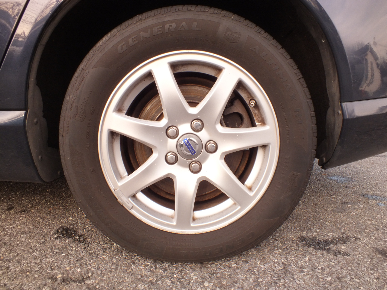 Volvo V70 4dr Wgn 2010