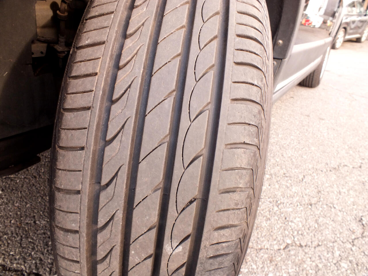 Volvo XC70 4dr Wgn 3.2L 2010