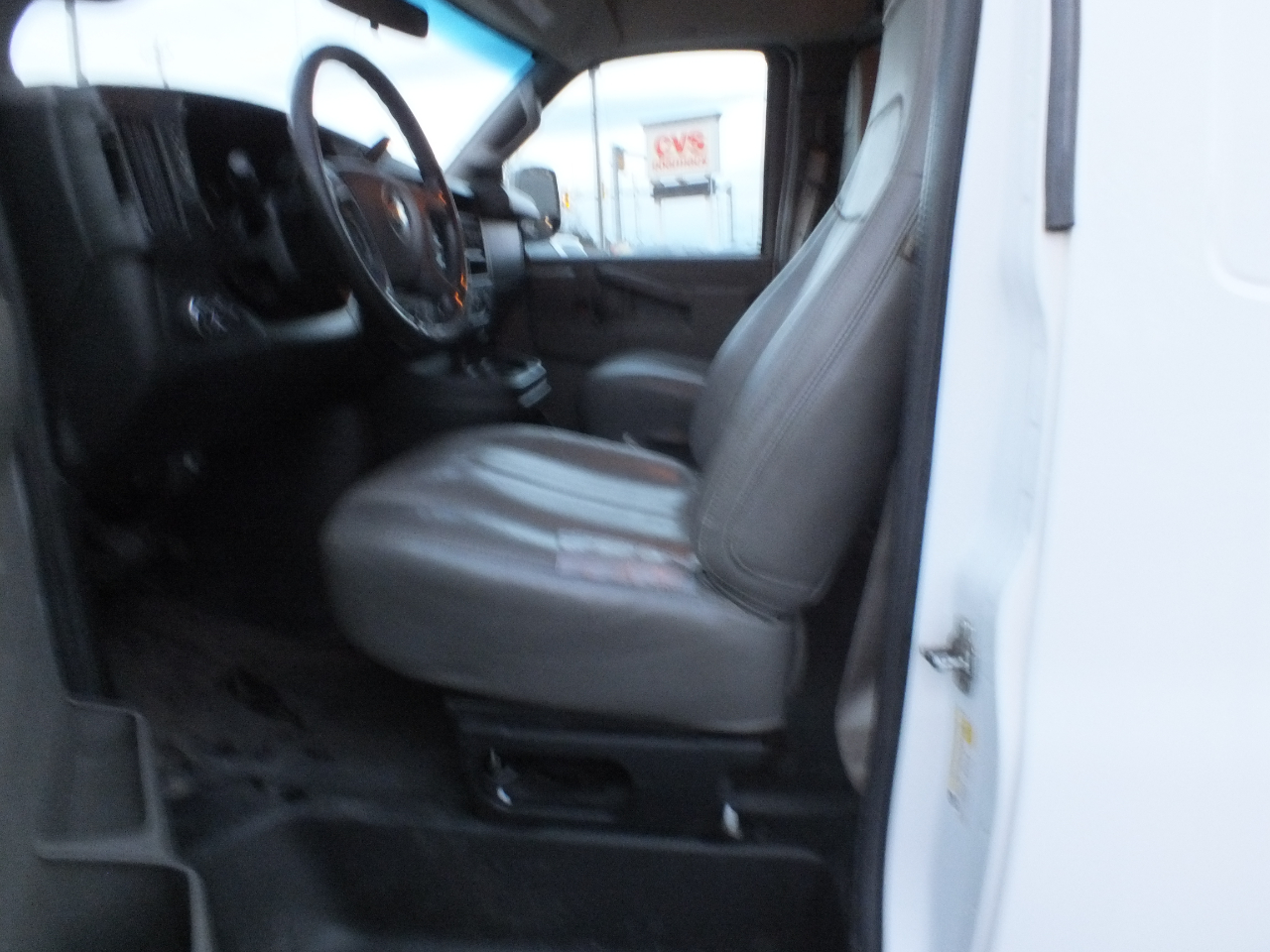 Chevrolet Express Cargo Van RWD 2500 135" 2020