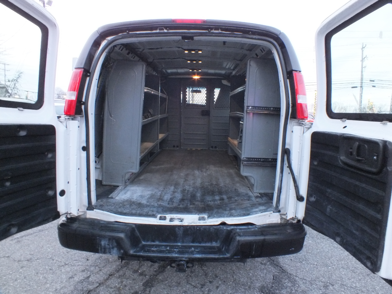 Chevrolet Express Cargo Van RWD 2500 135" 2020