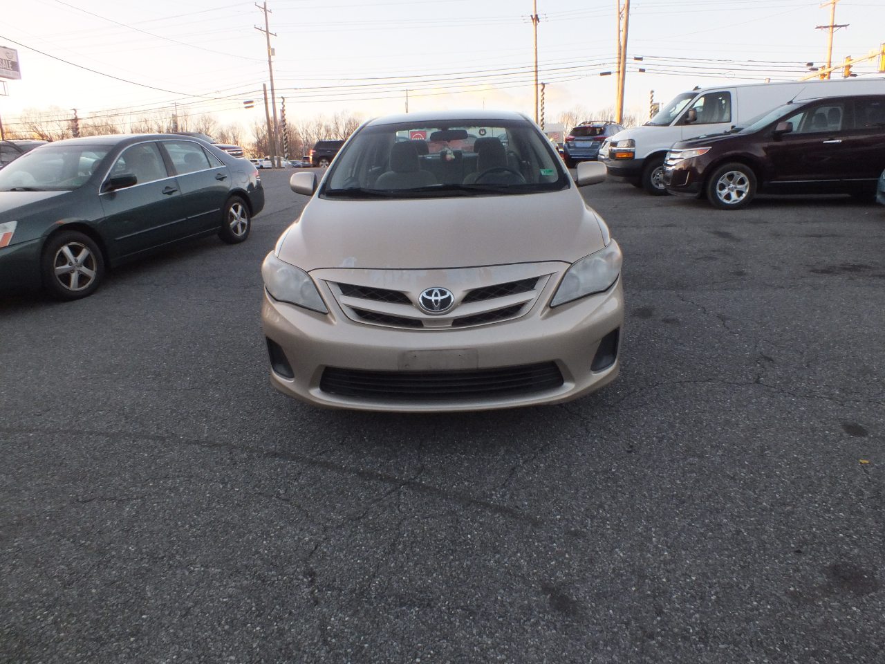 Toyota Corolla 4dr Sdn Auto LE (Natl) 2011