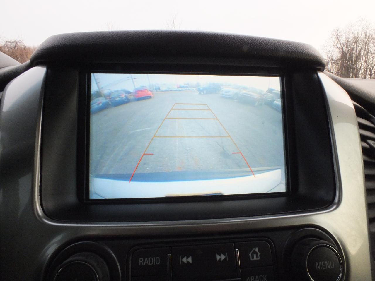 Chevrolet Suburban 4WD 4dr 1500 LT 2019