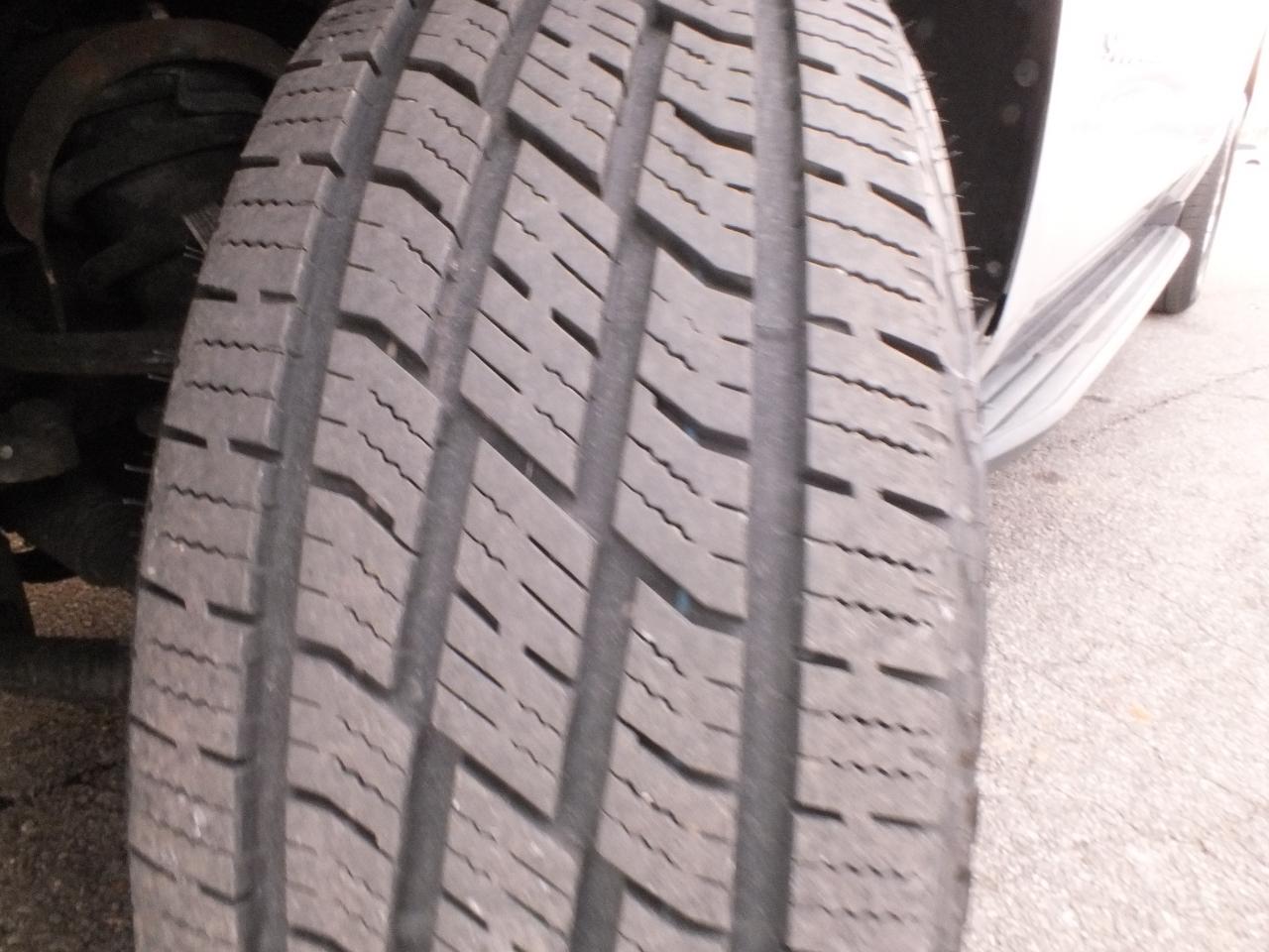 Chevrolet Suburban 4WD 4dr 1500 LT 2019