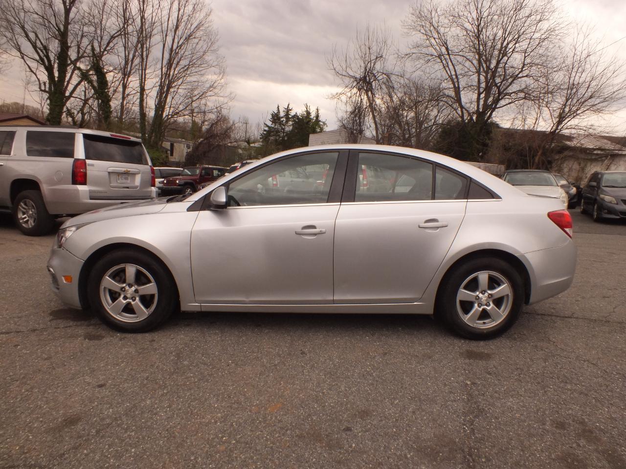 Chevrolet Cruze Limited 4dr Sdn Auto LT w/1LT 2016