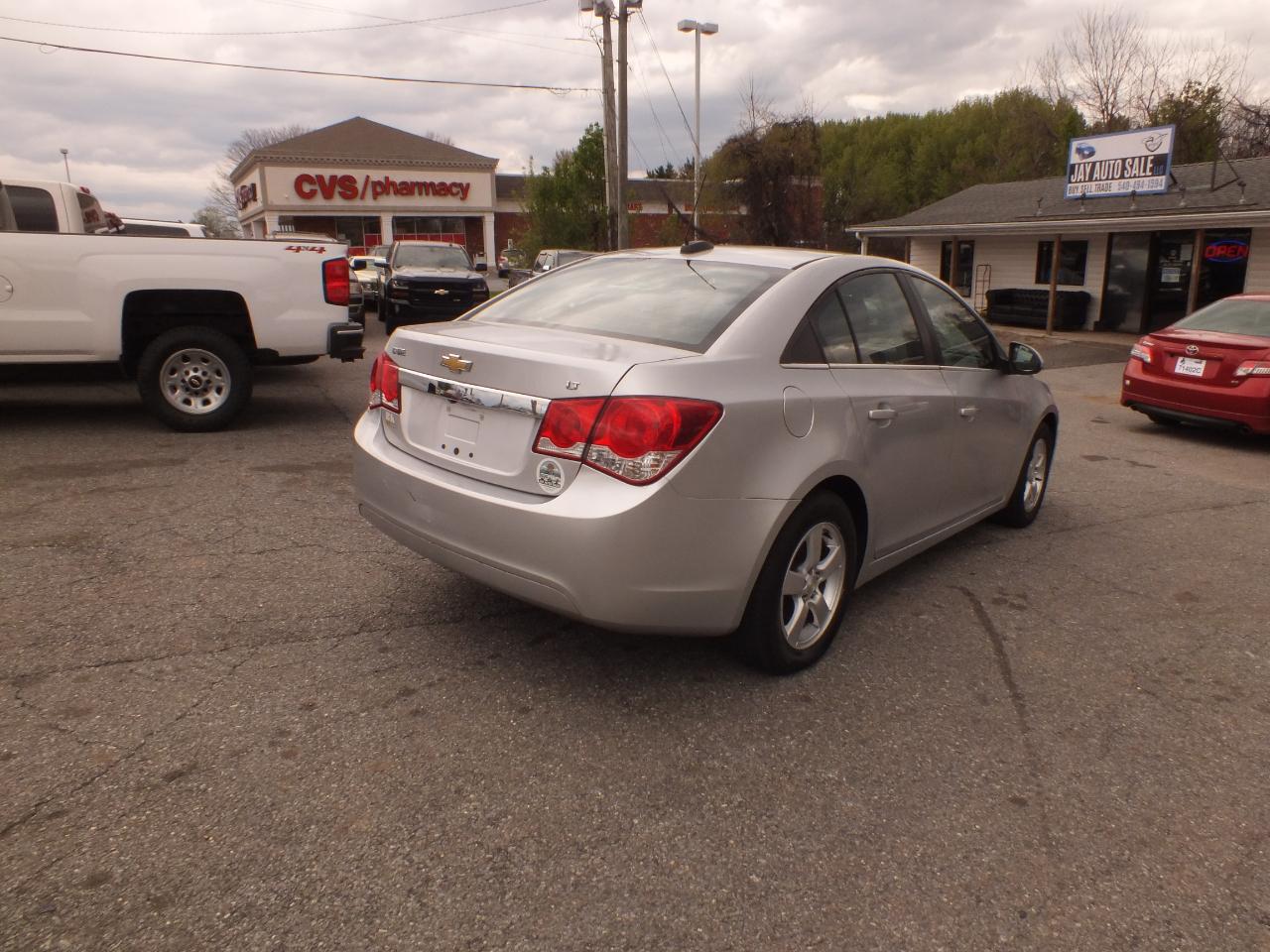 Chevrolet Cruze Limited 4dr Sdn Auto LT w/1LT 2016