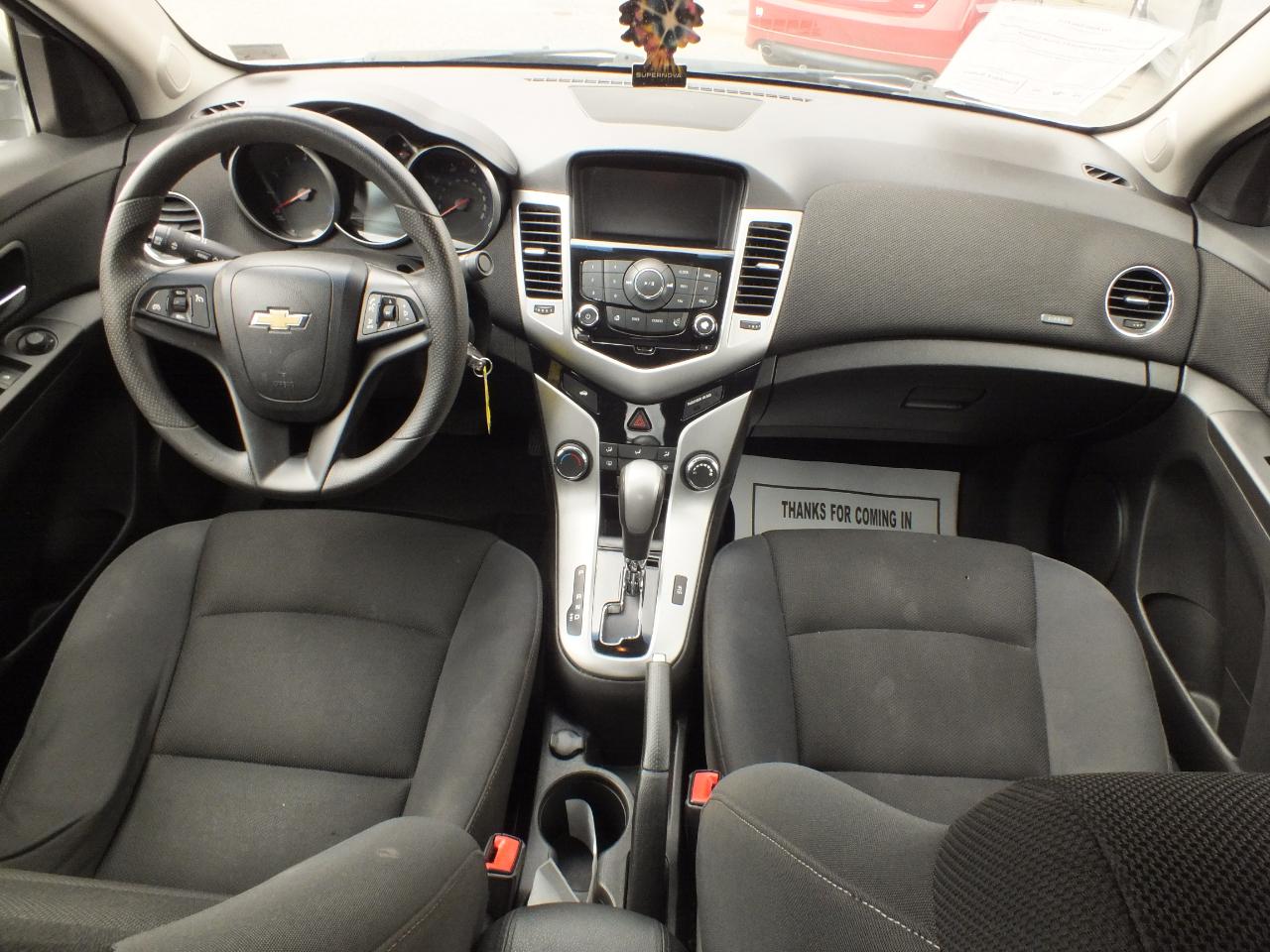 Chevrolet Cruze Limited 4dr Sdn Auto LT w/1LT 2016