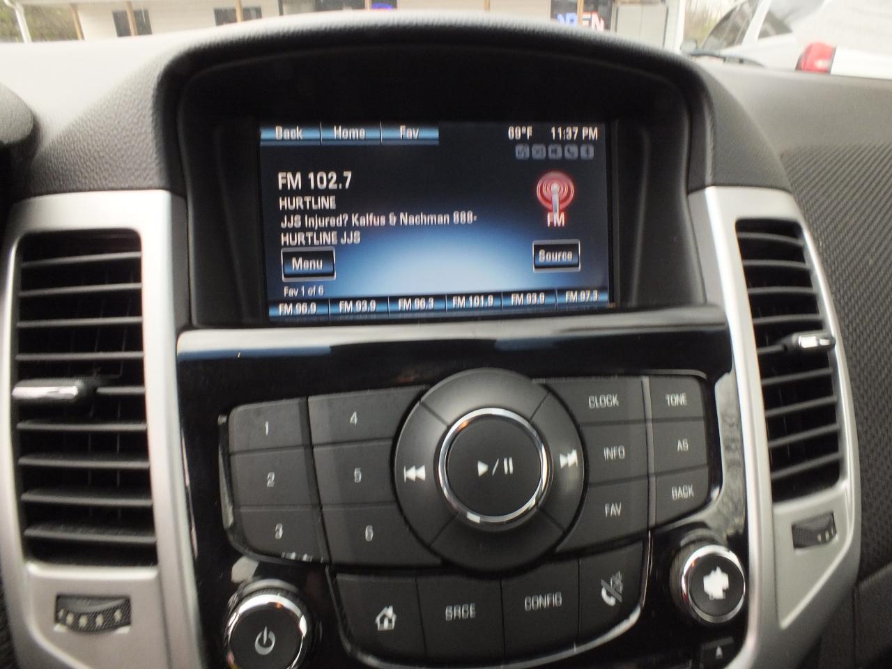 Chevrolet Cruze Limited 4dr Sdn Auto LT w/1LT 2016