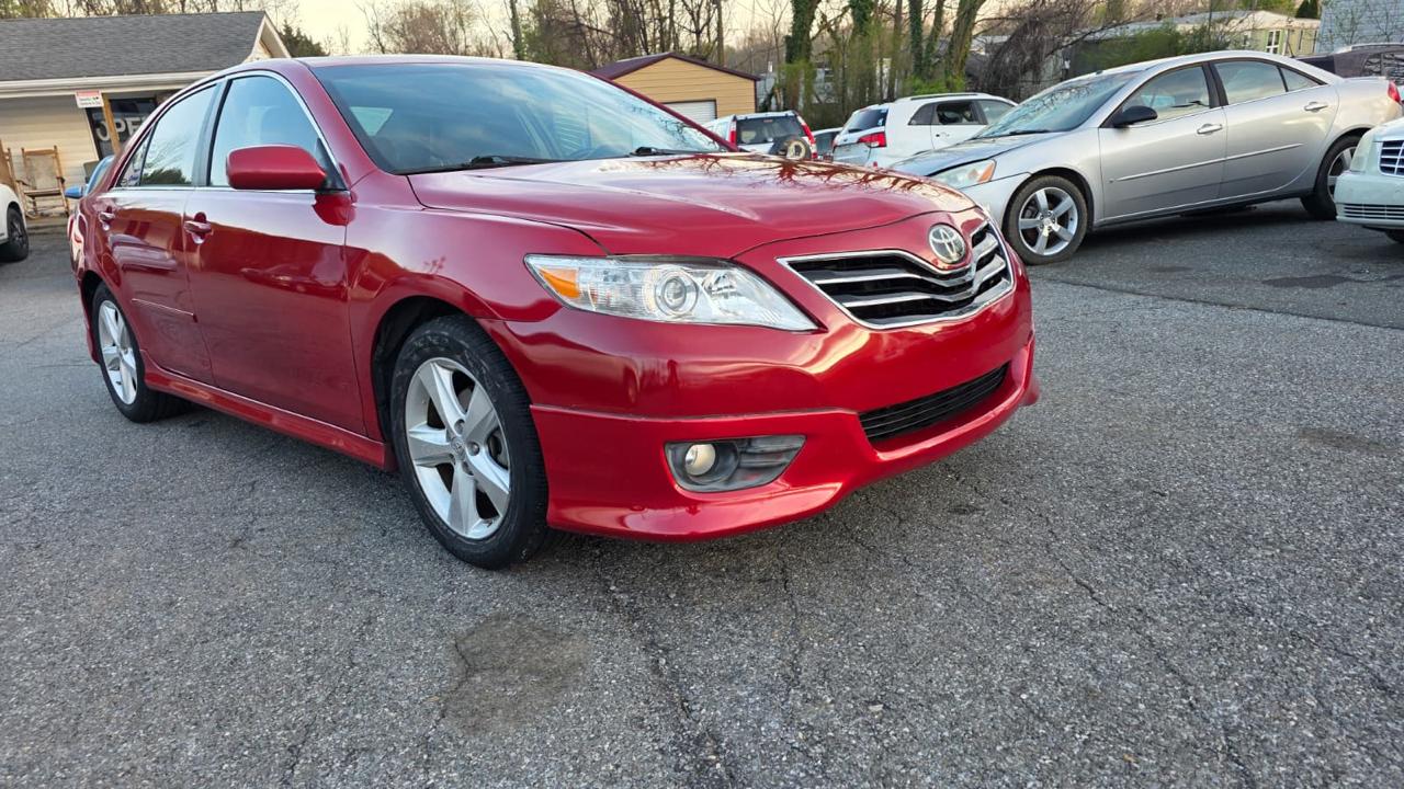 Toyota Camry 4dr Sdn I4 Man LE (Natl) 2011