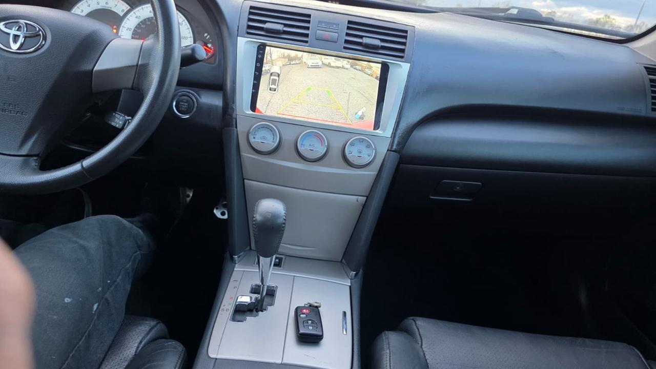 Toyota Camry 4dr Sdn I4 Man LE (Natl) 2011