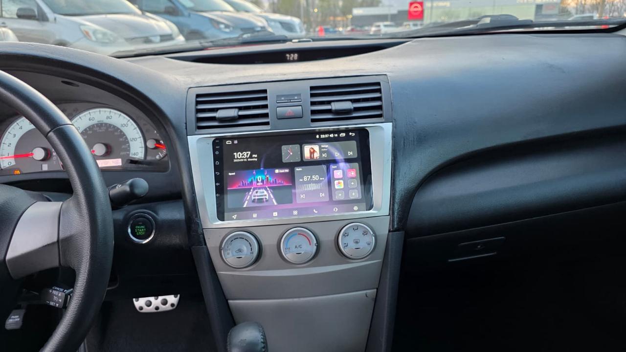 Toyota Camry 4dr Sdn I4 Man LE (Natl) 2011