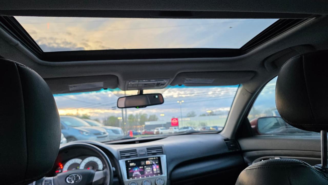 Toyota Camry 4dr Sdn I4 Man LE (Natl) 2011