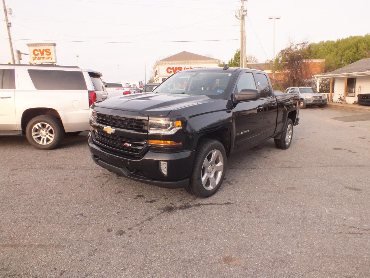 Chevrolet Silverado 1500 4WD Double Cab 143.5" LT w/2LT 2018