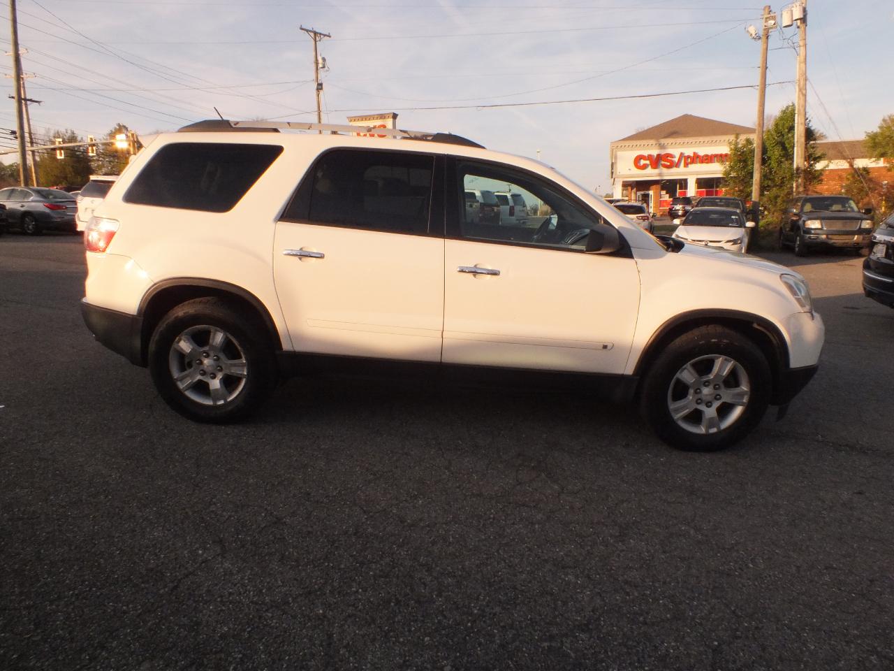 GMC Acadia AWD 4dr SLE 2010