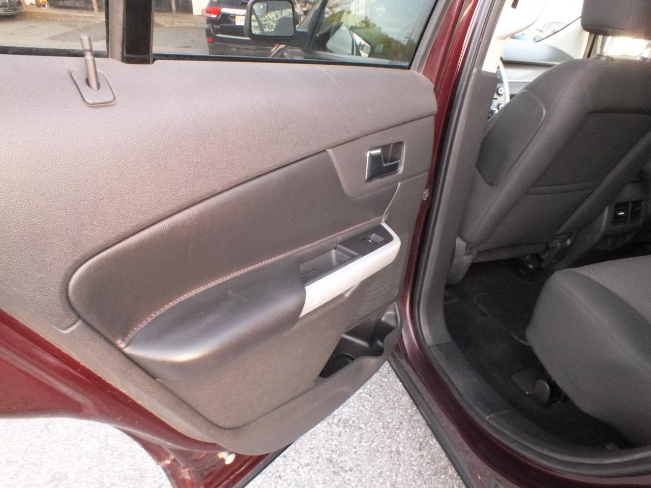 Ford Edge 4dr SEL AWD 2011