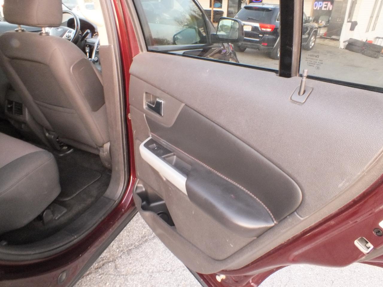 Ford Edge 4dr SEL AWD 2011