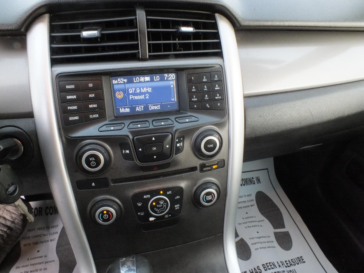 Ford Edge 4dr SEL AWD 2011