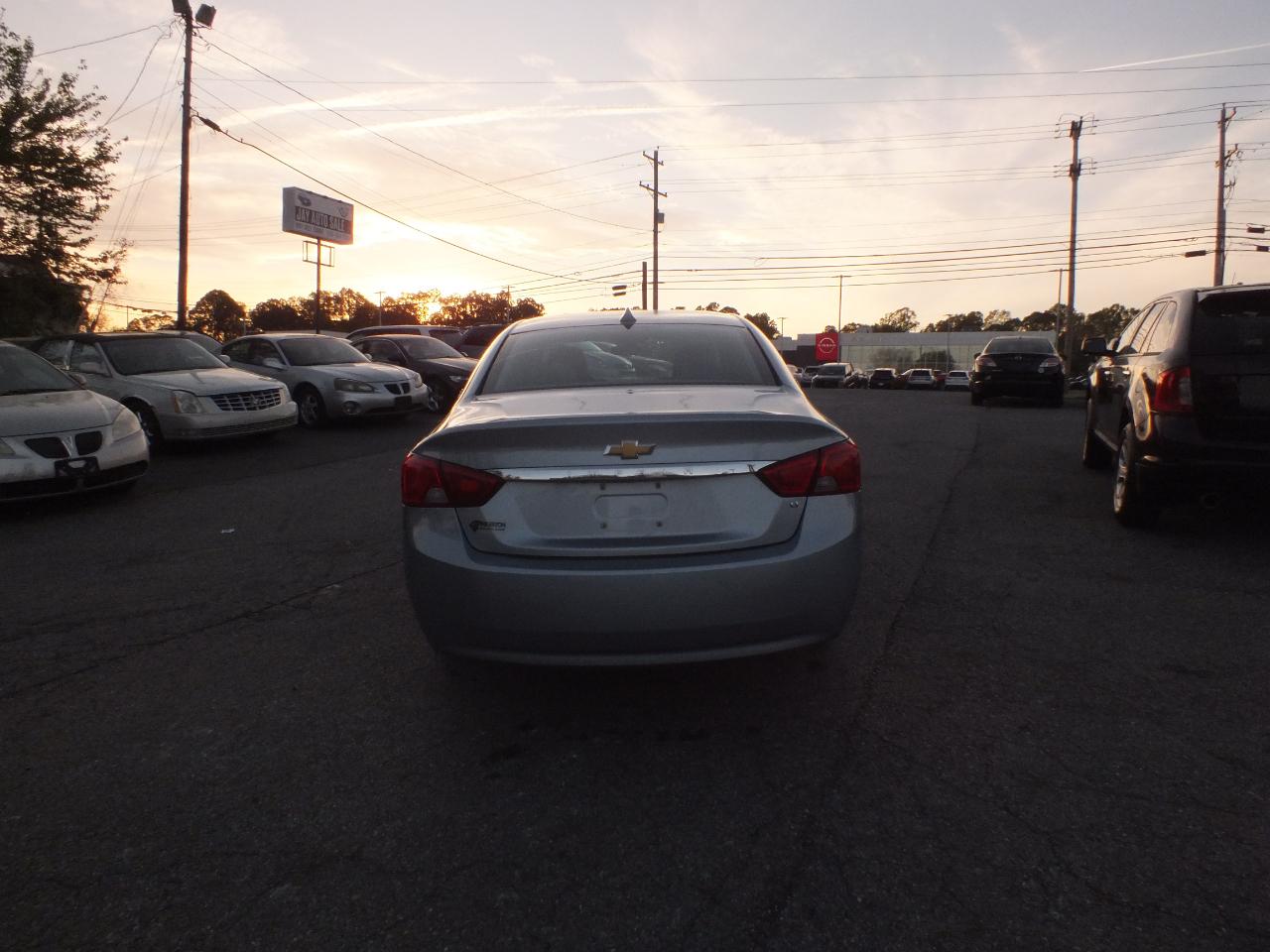 Chevrolet Impala 4dr Sdn LT w/1LT 2014