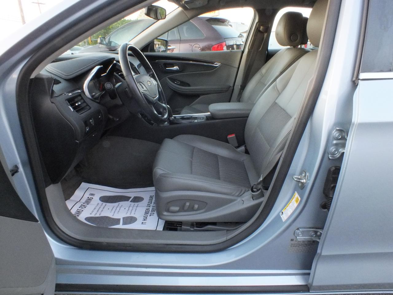 Chevrolet Impala 4dr Sdn LT w/1LT 2014