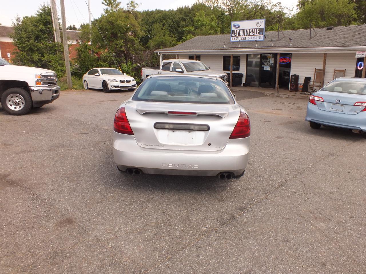 Pontiac Grand Prix 4dr Sdn GT1 2004