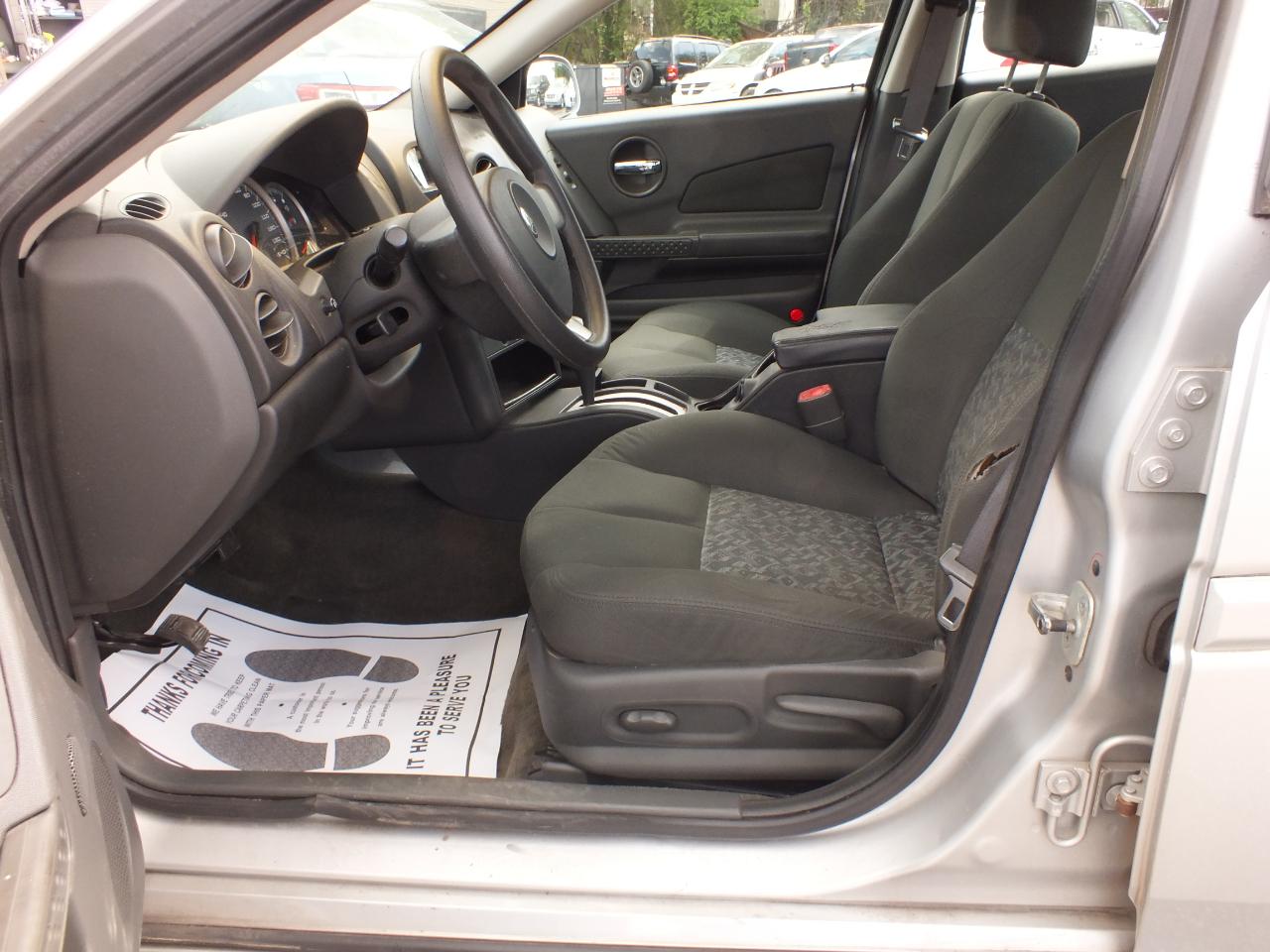 Pontiac Grand Prix 4dr Sdn GT1 2004