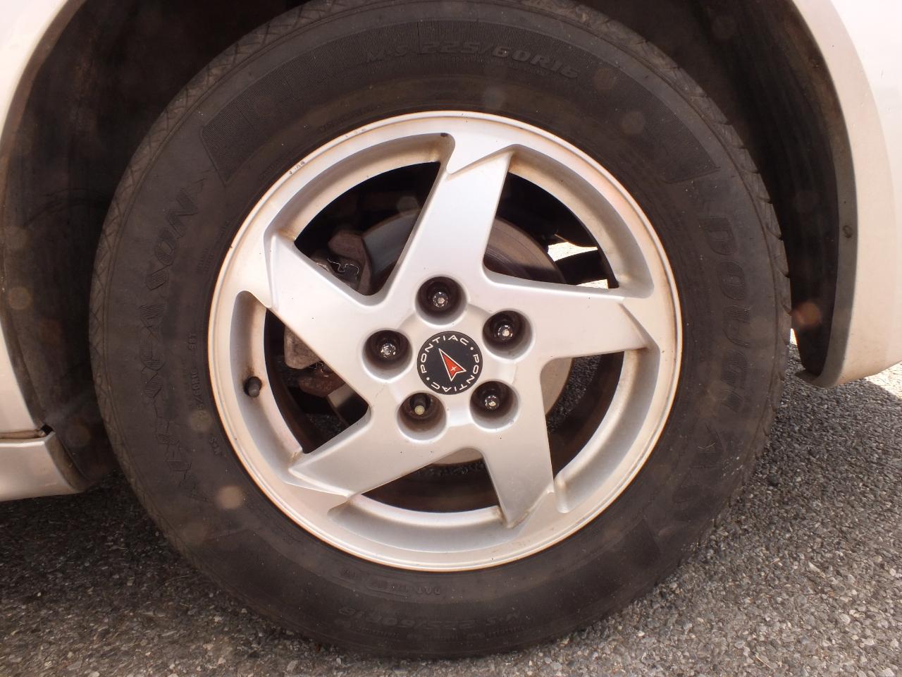 Pontiac Grand Prix 4dr Sdn GT1 2004