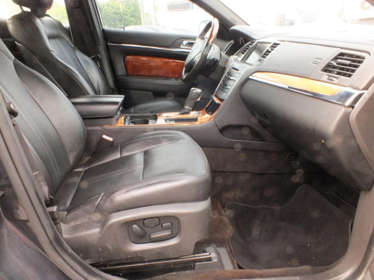 Lincoln MKS 4dr Sdn 3.5L AWD EcoBoost 2013