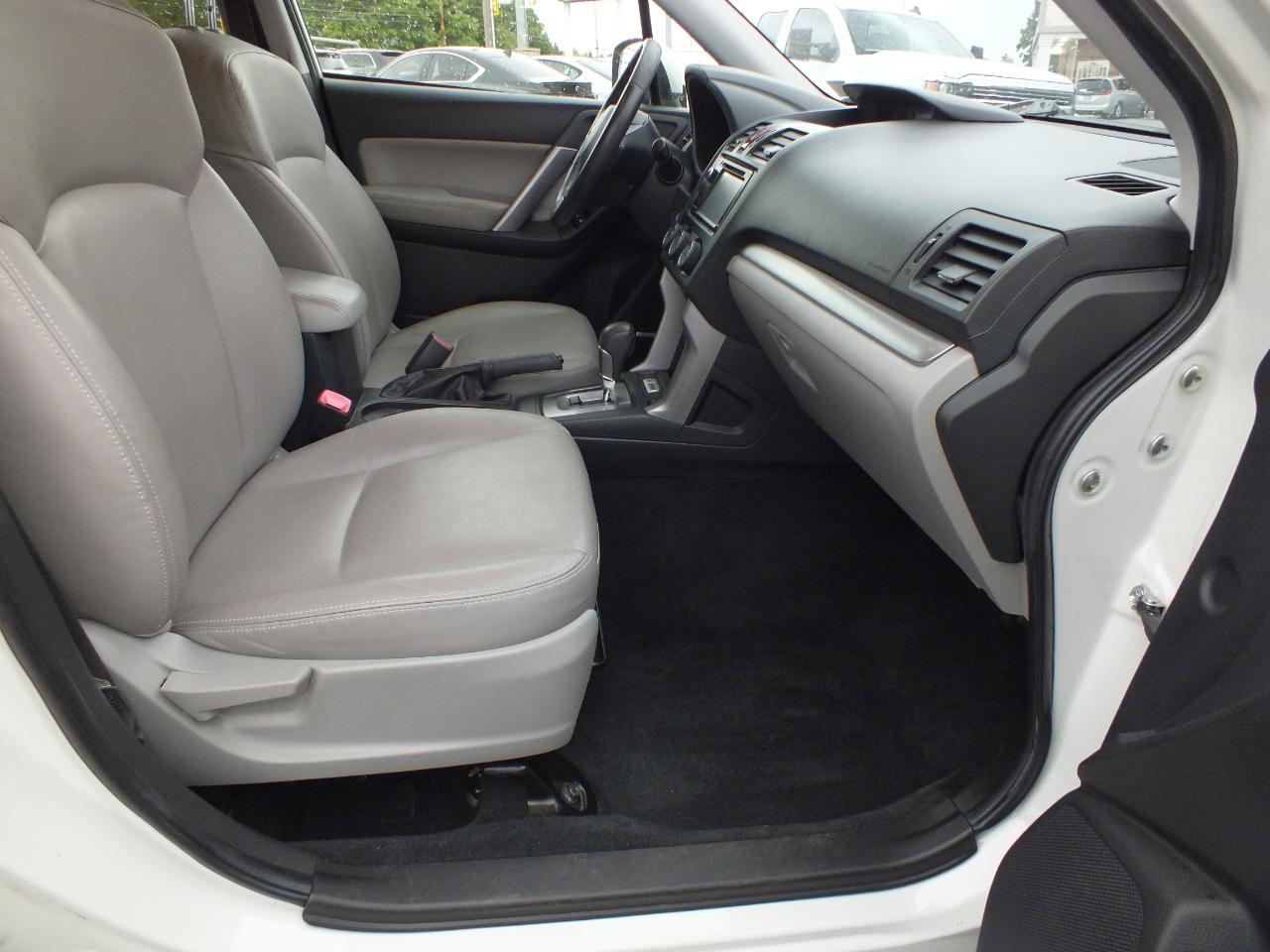 Subaru Forester 4dr CVT 2.5i Limited PZEV 2015