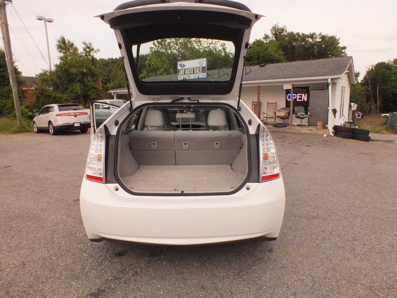 Toyota Prius 5dr HB III (Natl) 2010