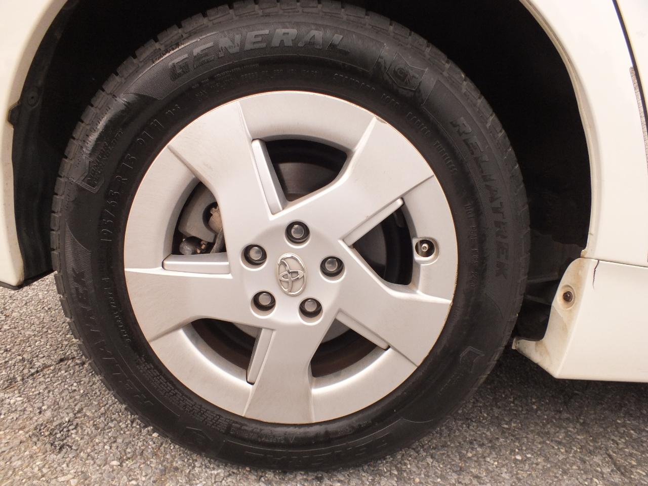 Toyota Prius 5dr HB III (Natl) 2010