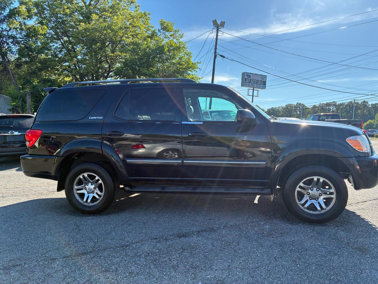 Toyota Sequoia 4dr Limited 4WD (Natl) 2005