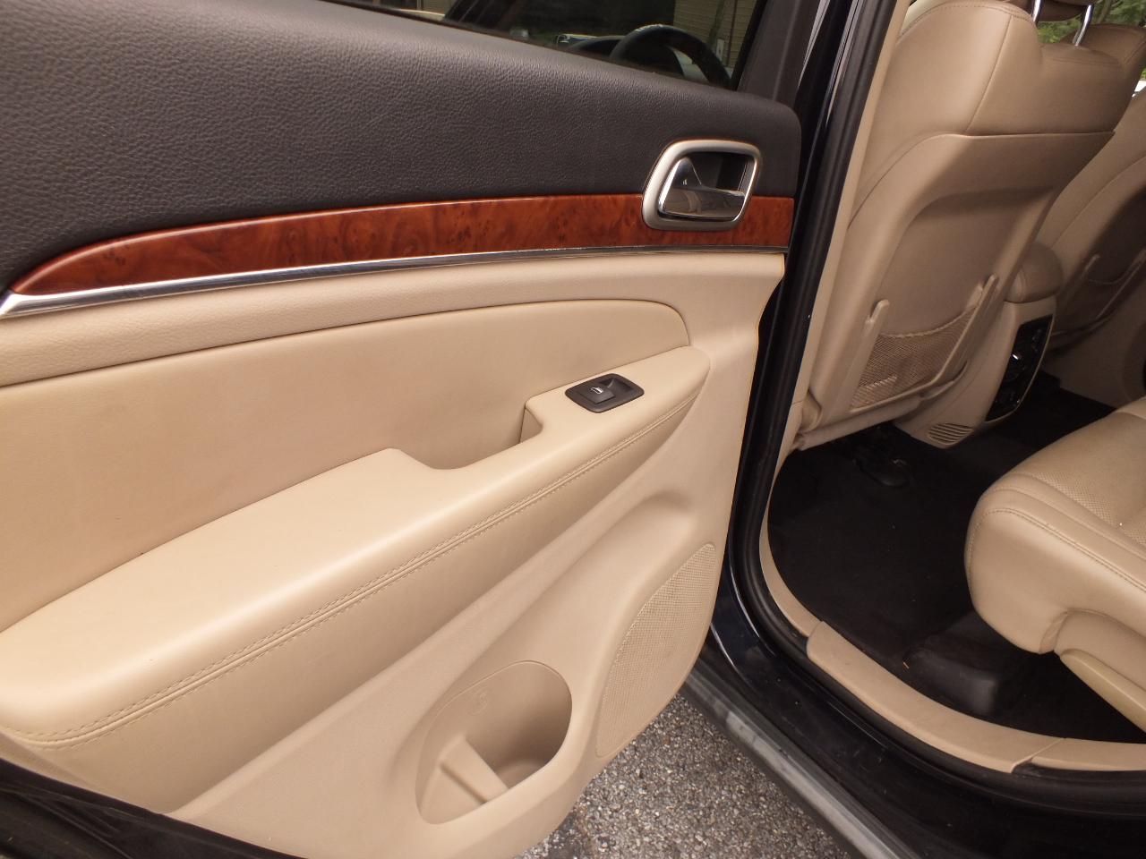Jeep Grand Cherokee 4WD 4dr Limited 2011