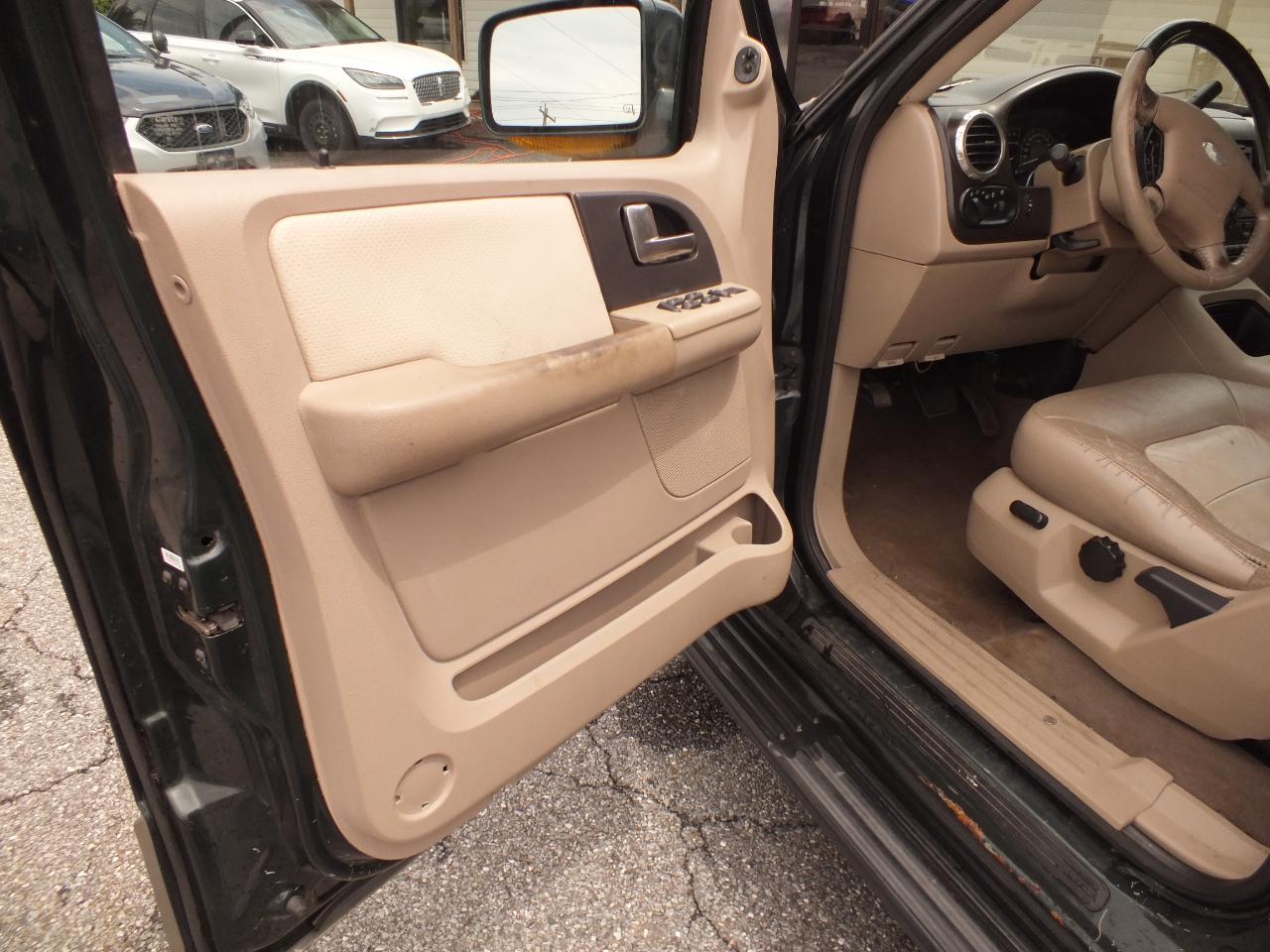 Ford Expedition 5.4L Eddie Bauer 4WD 2003
