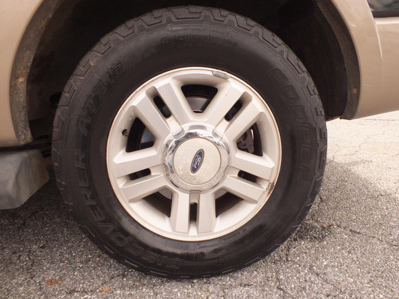 Ford Expedition 5.4L Eddie Bauer 4WD 2003