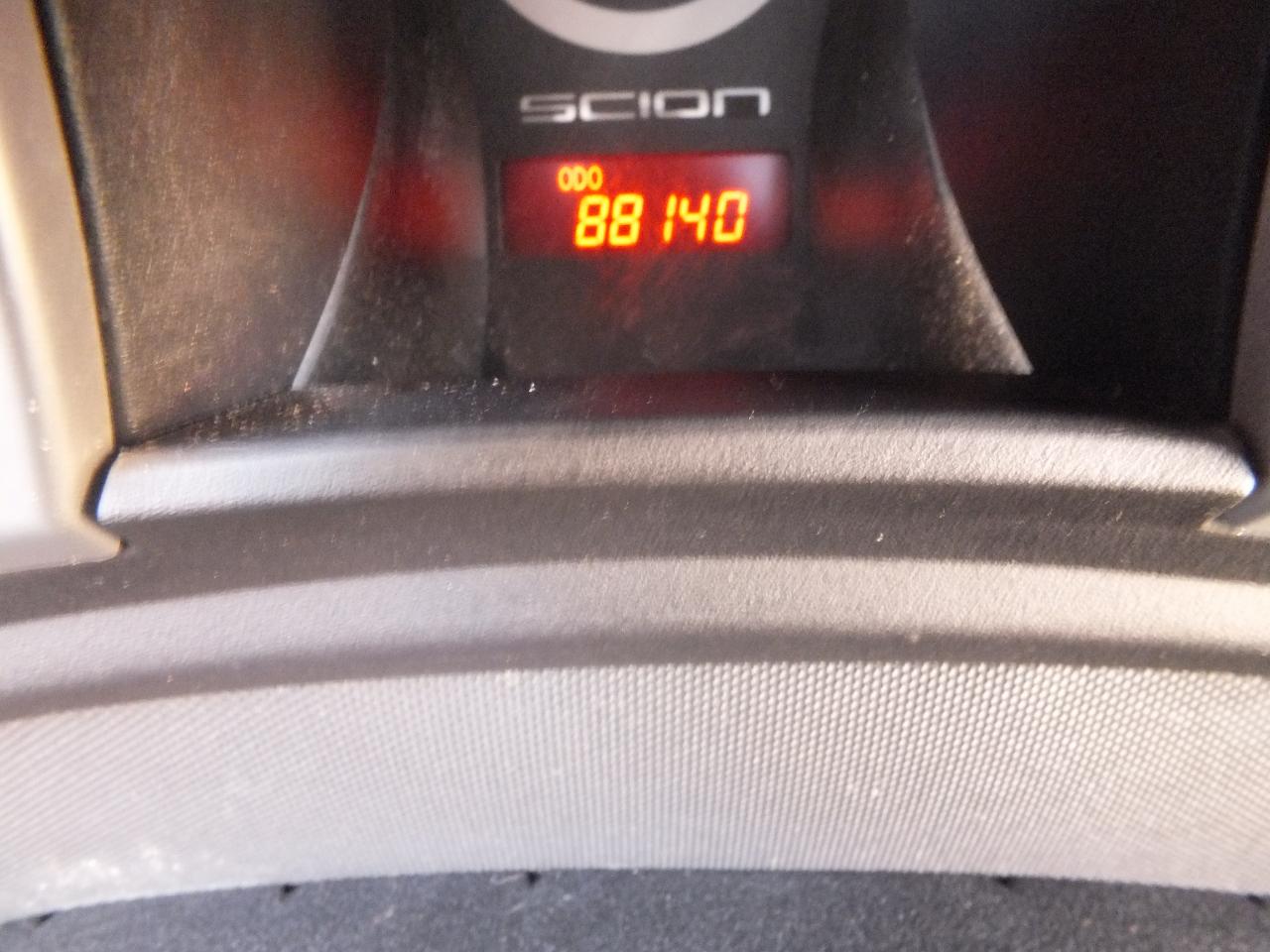 Scion tC 2dr HB Man (Natl) 2015