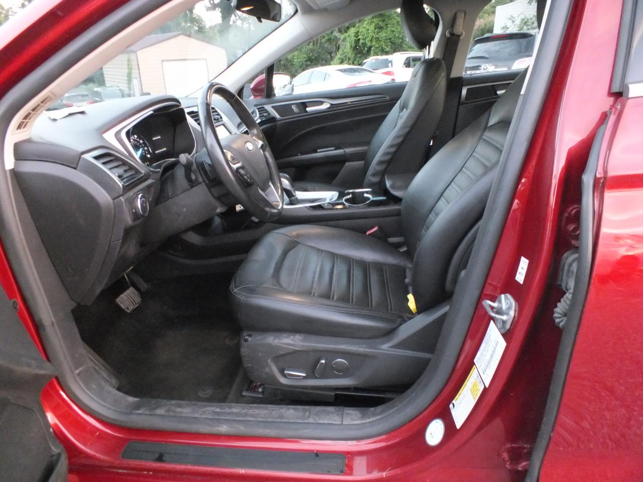 Ford Fusion 4dr Sdn SE FWD 2016