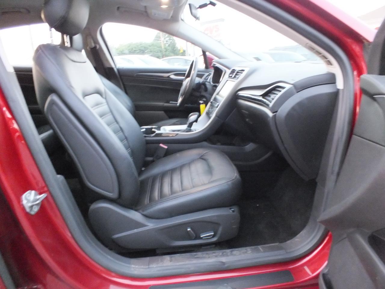 Ford Fusion 4dr Sdn SE FWD 2016