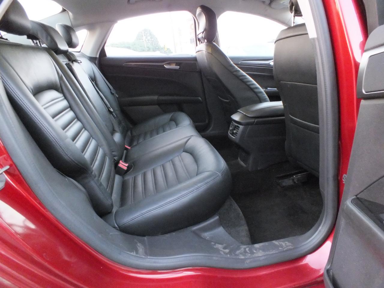 Ford Fusion 4dr Sdn SE FWD 2016