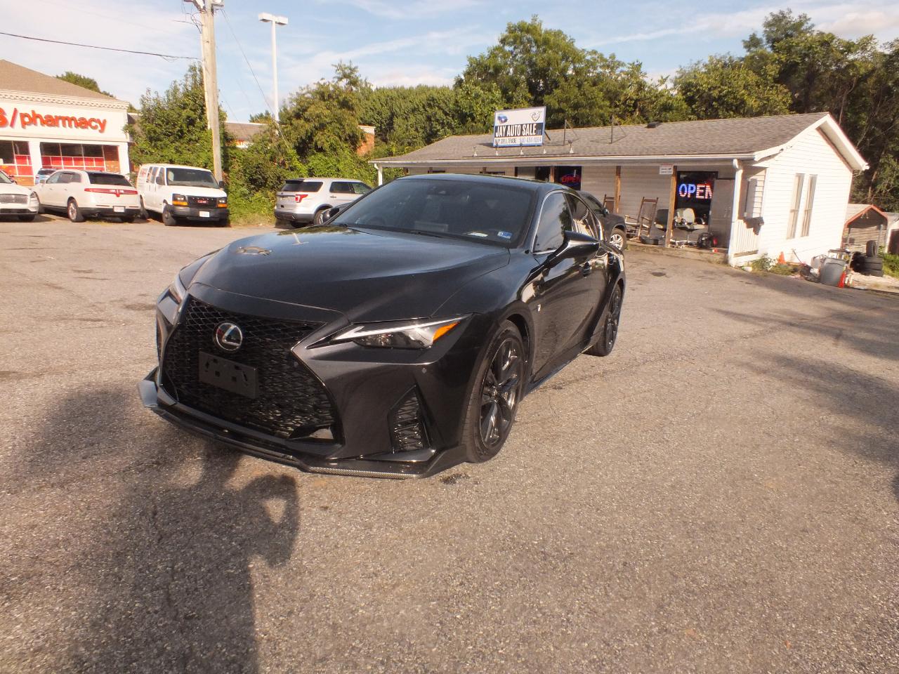 Lexus IS 350 4D Sedan 2021