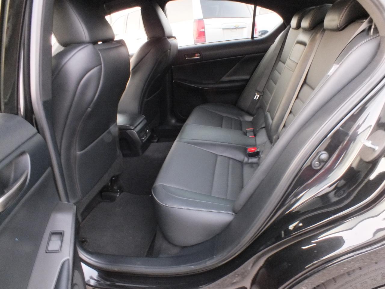 Lexus IS 350 4D Sedan 2021