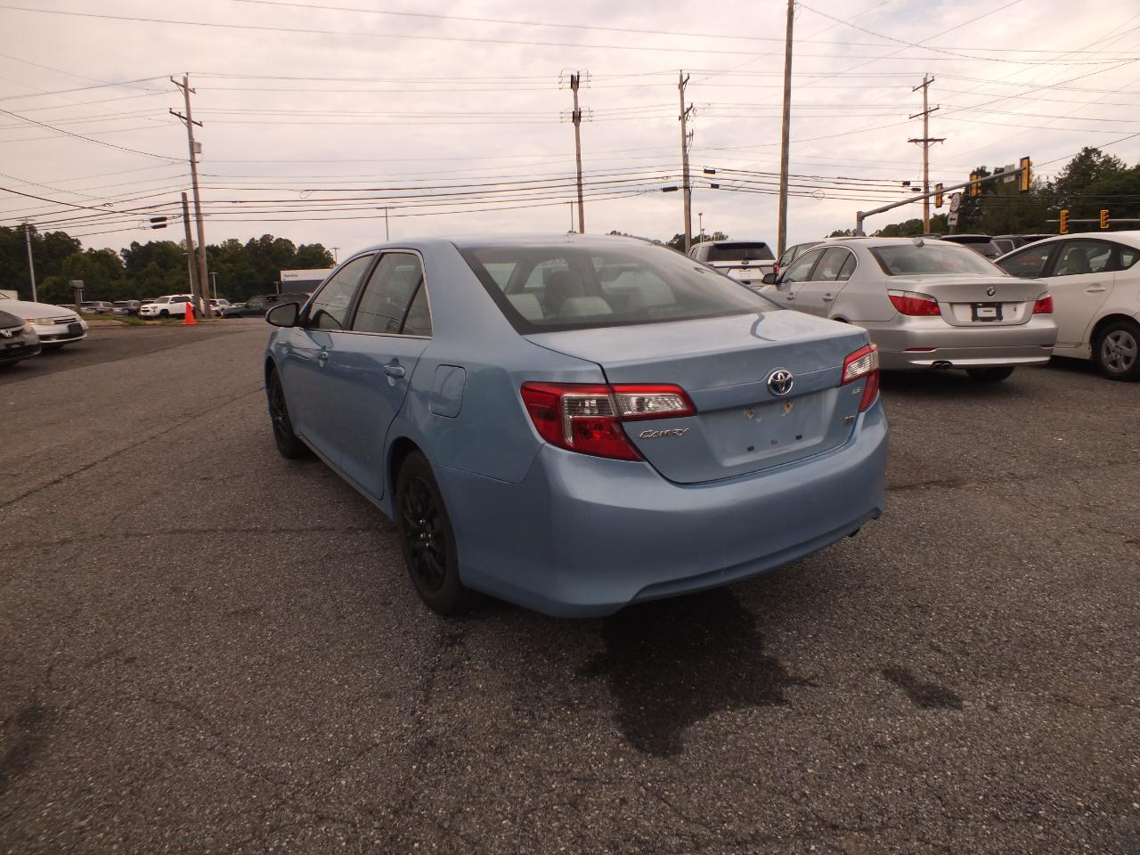 Toyota Camry Hybrid 4dr Sdn XLE (Natl) 2012