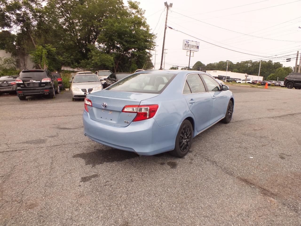 Toyota Camry Hybrid 4dr Sdn XLE (Natl) 2012